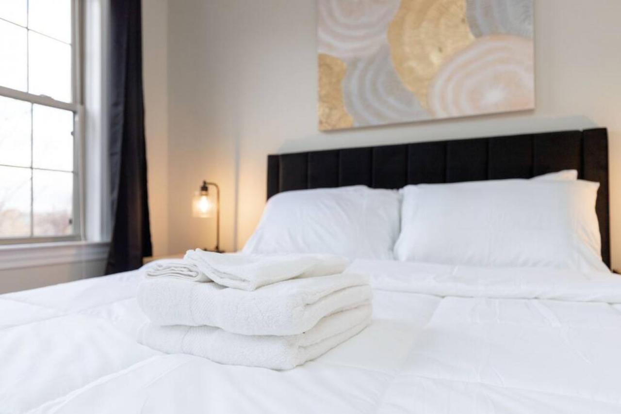 Your Cozy One Bedroom Midtown * Detroit